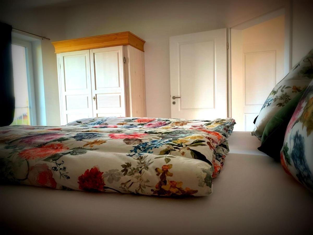 23 Neu Erbaute Ferienwohnung Mit Schloss- Und Panoramablick Halblech Luaran gambar