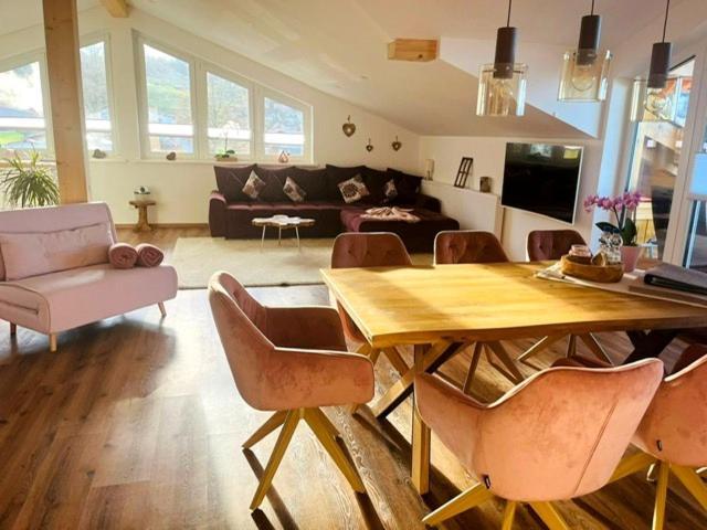 23 Neu Erbaute Ferienwohnung Mit Schloss- Und Panoramablick Halblech Luaran gambar