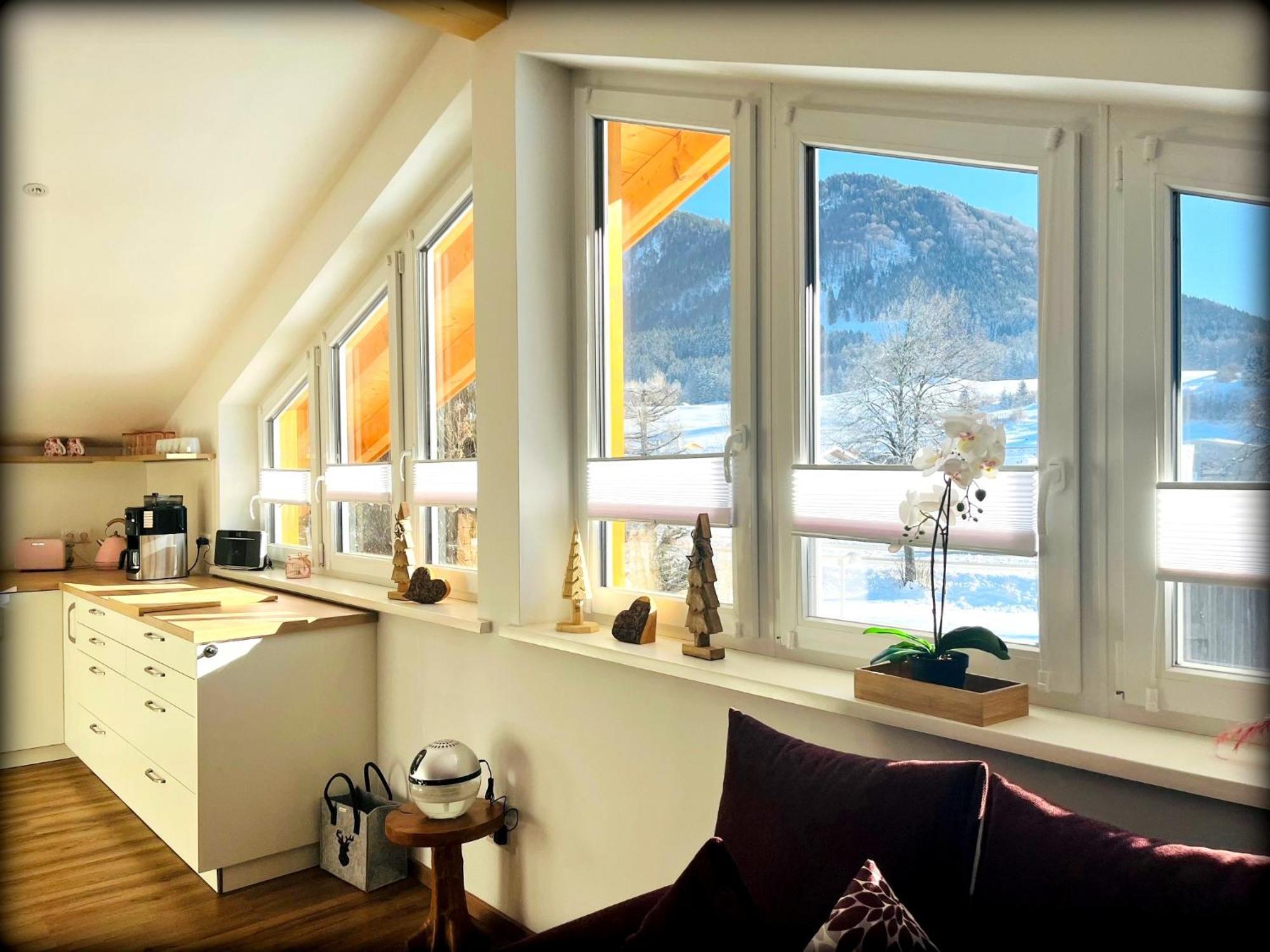 23 Neu Erbaute Ferienwohnung Mit Schloss- Und Panoramablick Halblech Luaran gambar